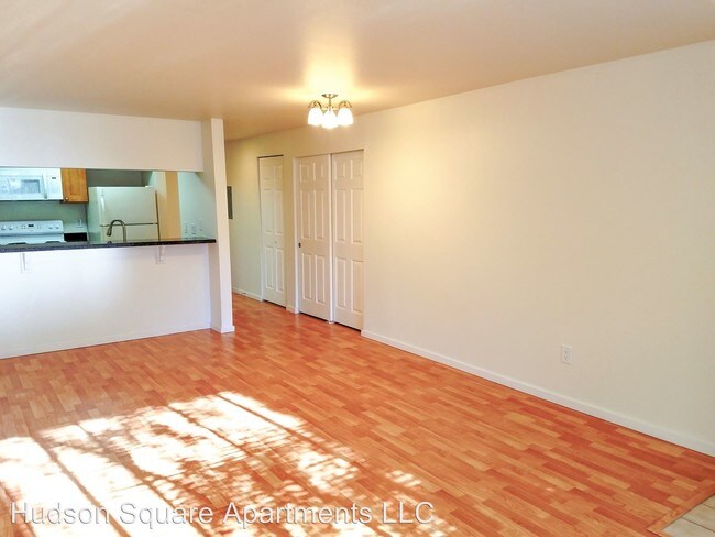 Foto del edificio - 4850 California Ave SW