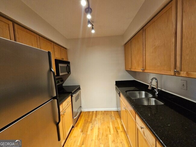 Foto del edificio - 1150 Collier Rd NW