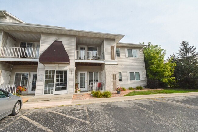 Foto del edificio - 2br Condo Loaded w/Amenities Available FOR...