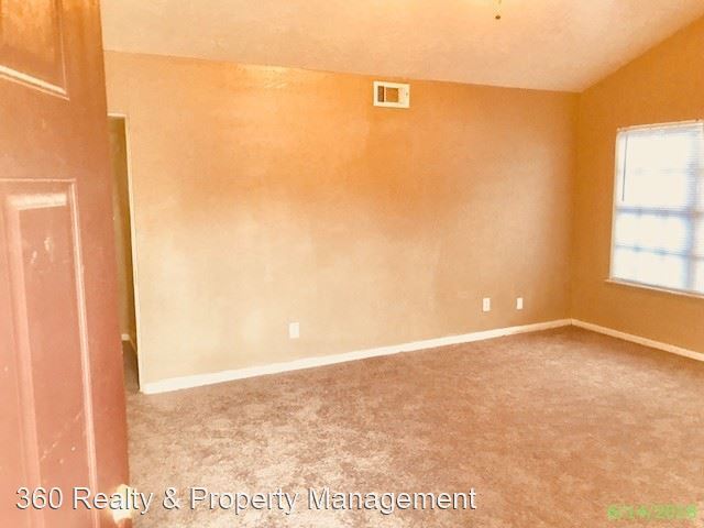Building Photo - 9404 Grannis St
