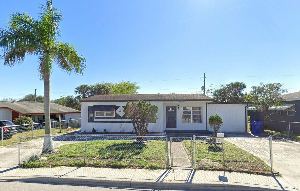 1105 W 26th Ct, Riviera Beach, FL 33404 House Rental in Riviera Beach