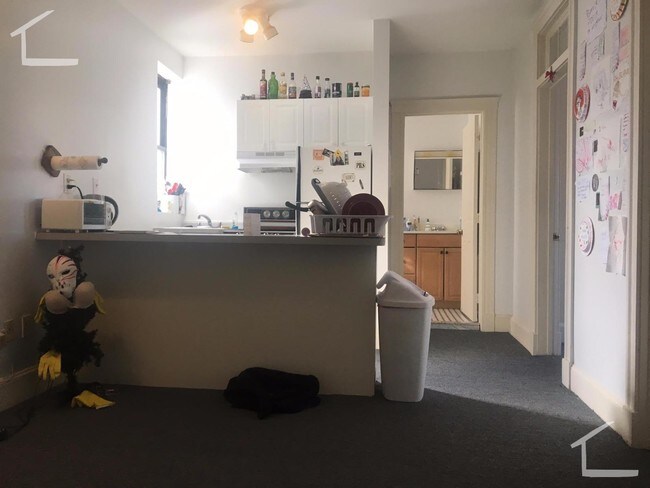 Foto del edificio - 833 Beacon St