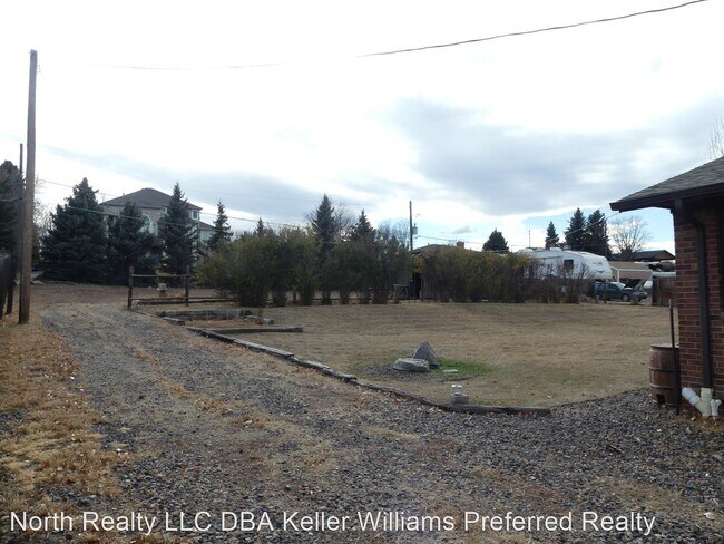 Foto del edificio - 4 br, 4 bath House - 7320 W. 95th Ave.