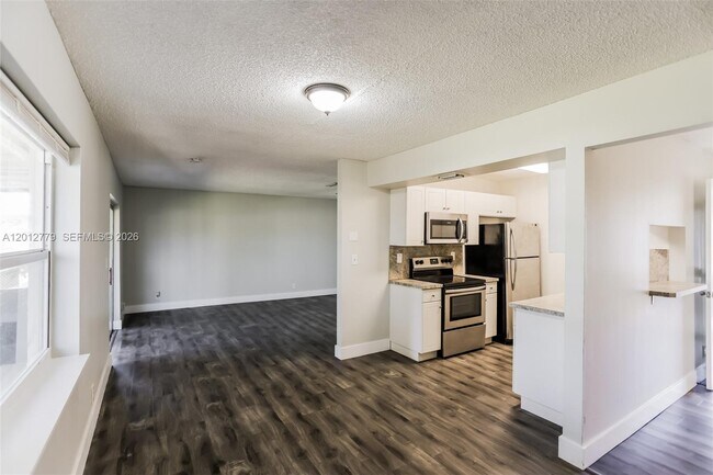 Foto del edificio - 7801 SW 6th Ct