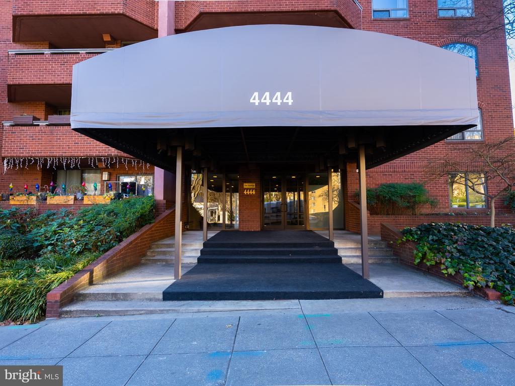 Primary Photo - 4444 Connecticut Ave NW