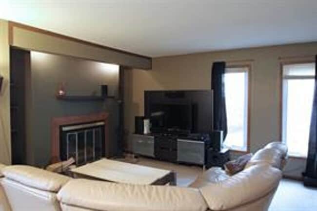 Building Photo - 2 Bedroom condo on the west side of Iowa City