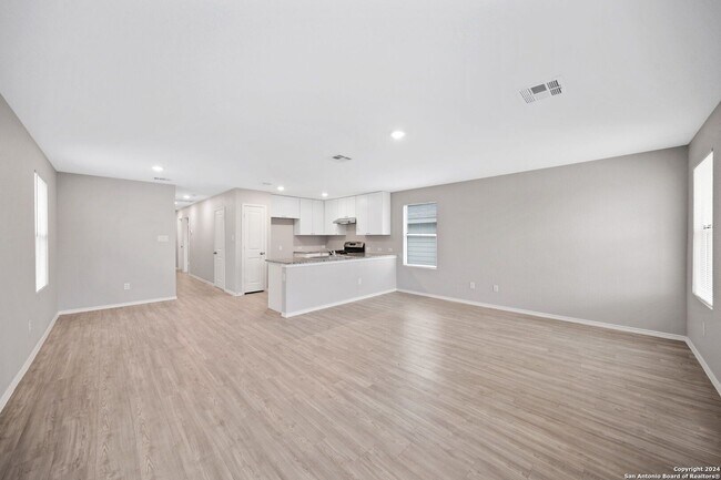 Foto del edificio - 3bed, 2 bath in Ruby Crossing Subdivision