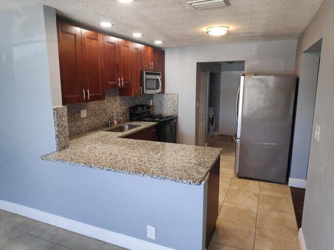 Foto del edificio - 2801 NE 9th Ave
