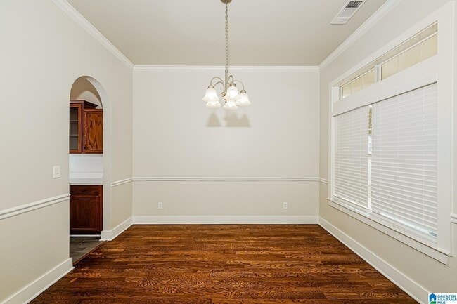 Building Photo - 4601 Nicholas Dr