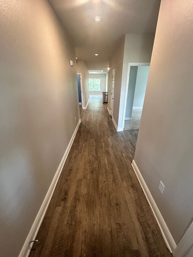 Building Photo - 397 Emerald Cove St