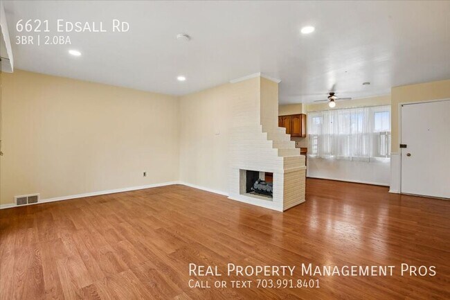 Foto del edificio - 6621 Edsall Rd