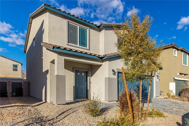 Building Photo - 3812 Corellia Ave