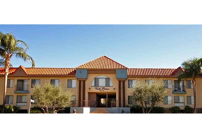 Foto del edificio - 6910 Kester Ave