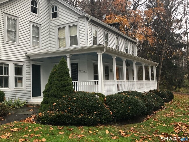 Building Photo - 503 Danbury Rd
