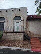 Building Photo - 610 Sea Pines Ln