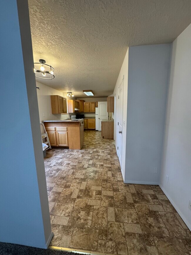 Foto del edificio - 6515 W Butte St