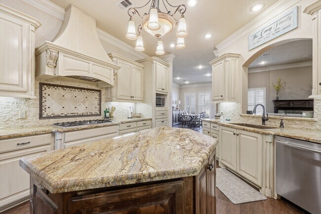 Foto del edificio - 6470 Claybourn Dr