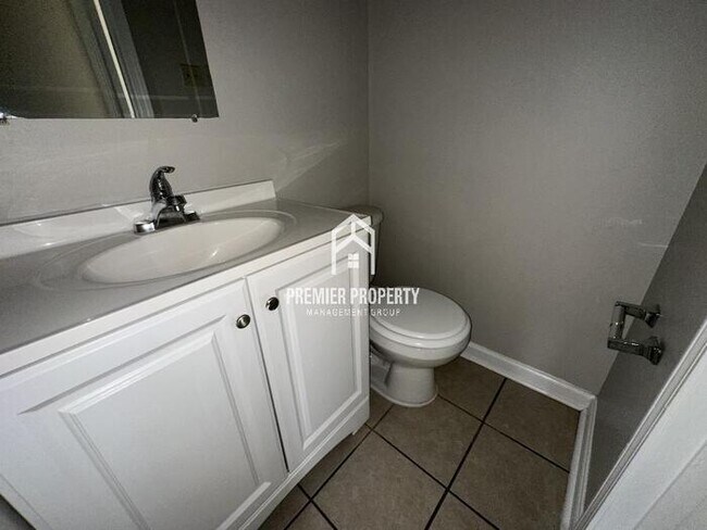 Foto del edificio - 4503 Hollow Valley Cove