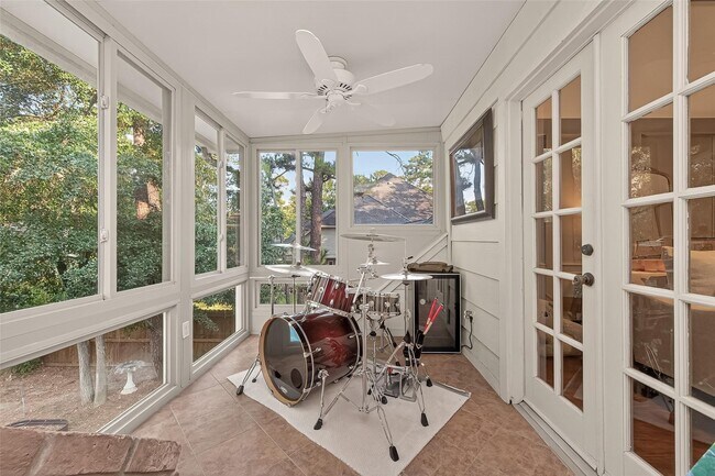 Foto del edificio - 9622 Fenchurch Dr