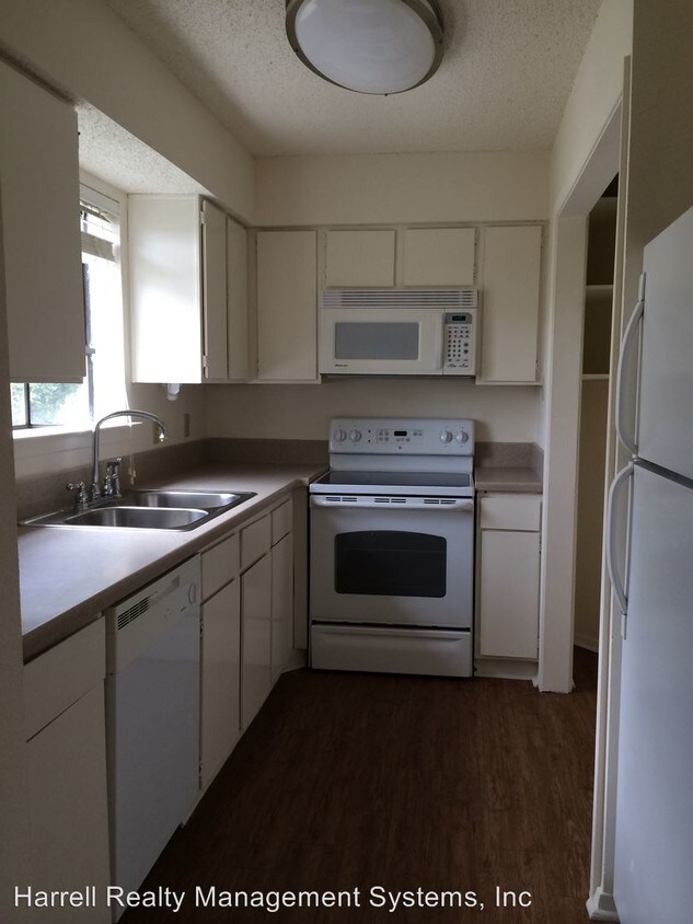 Primary Photo - 4321 Villa Dr