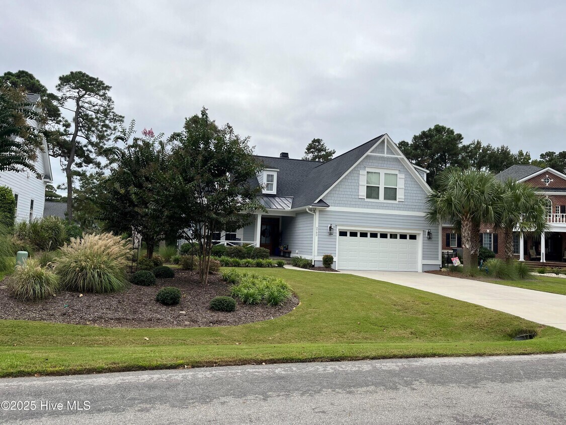 Building Photo - 2793 Oak Bluff Cir