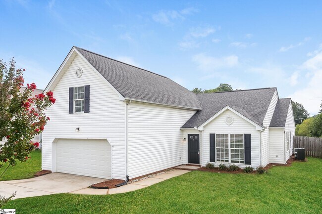 Building Photo - 212 Clay Thorn Ct