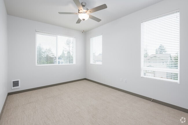 2BD, 2BA - 974-987SF - Green Hill Apartments