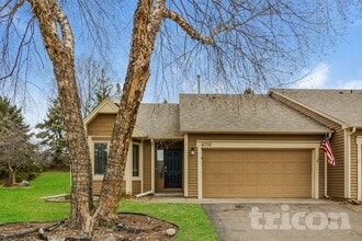 Building Photo - 4350 Thornhill Ln