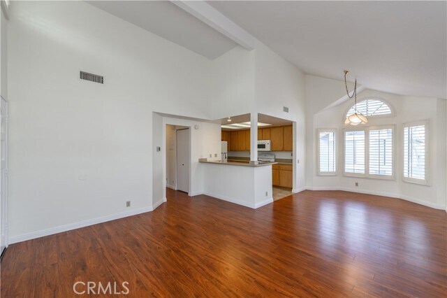 Building Photo - 231 Huntington