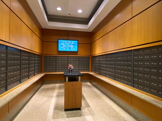 Building Mailboxes - 400 N La Salle Dr