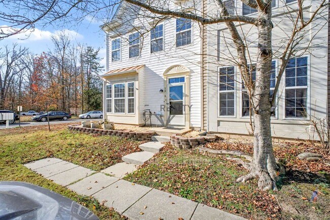 Foto del edificio - 5218 Drakes Ct