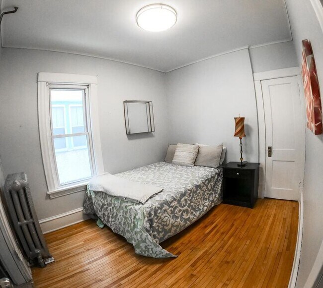 Foto del edificio - 3444 Colfax Ave S