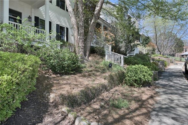 Foto del edificio - 10671 Serenbe Ln
