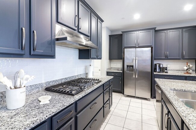 Foto del edificio - 169 Waverly Ct