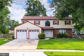 Building Photo - 115 Greenvale Ct
