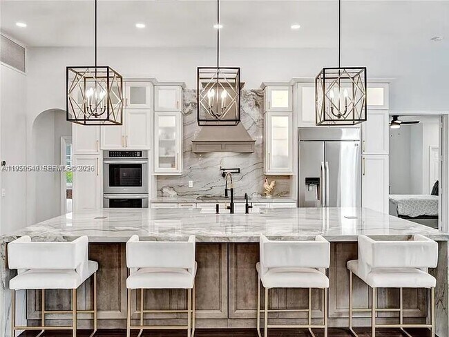 Foto del edificio - 2496 Eagle Run Dr