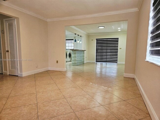 Building Photo - 47 NW 48th Ct