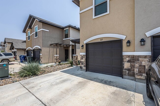 Foto del edificio - 123 Niagara Dr.