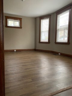 Building Photo - 608 Orient Ave