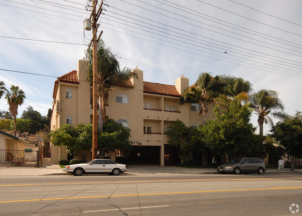 Building Photo - 4770 York Blvd