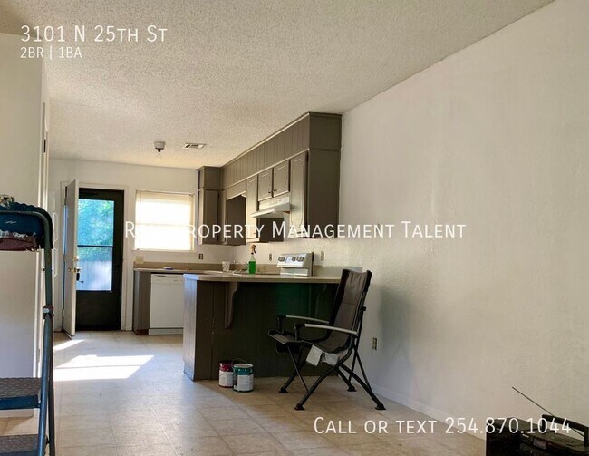 Building Photo - 3101 N 25th St