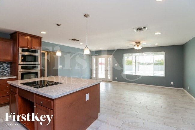 Foto del edificio - 5610 S 20th Ln