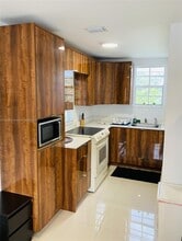 Building Photo - 227 NW 34th St Building Photo - 227 NW 34th St