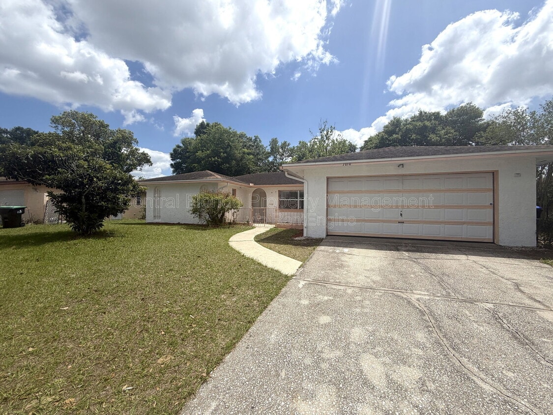 Photo - 7010 Ironwood Drive