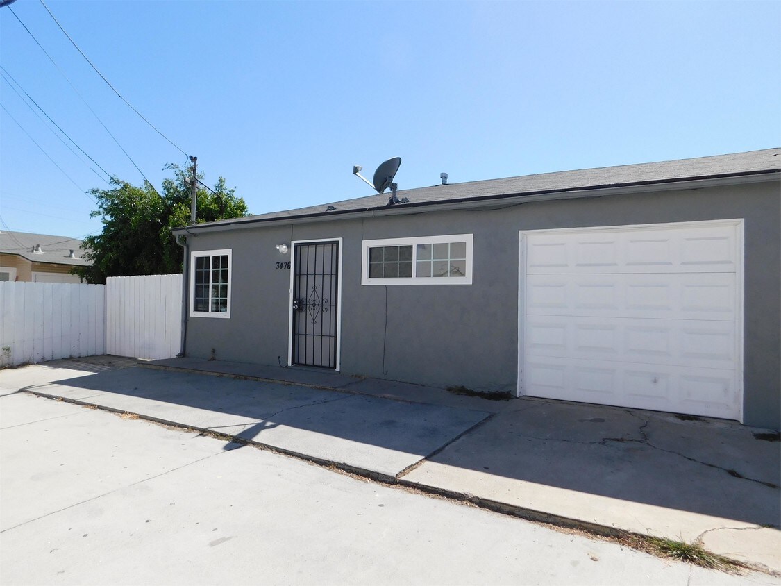 Primary Photo - 3476 Polk Ave