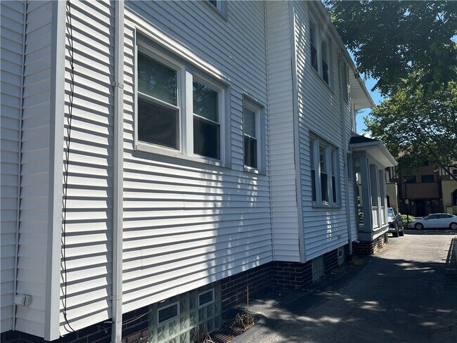 Foto del edificio - 303 Dartmouth St