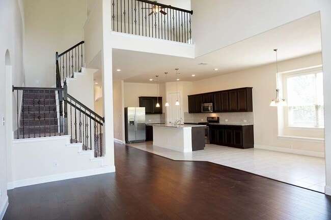 Building Photo - 10695 Villanova Dr