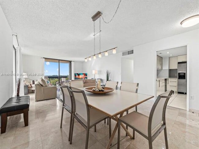 Foto del edificio - 600 Biltmore Way