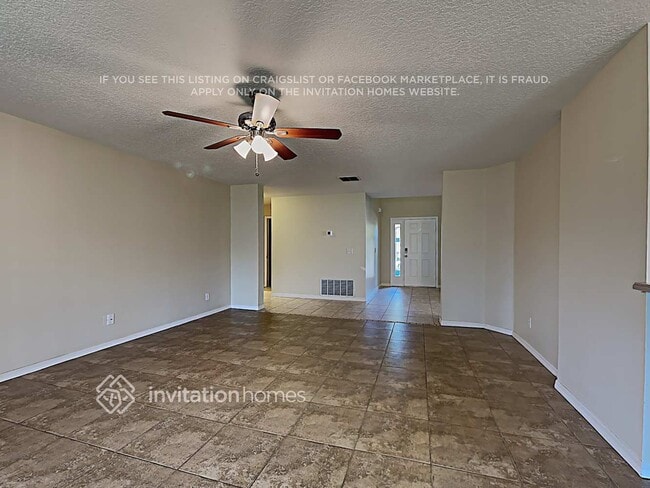 Foto del edificio - 932 McPherson Pl