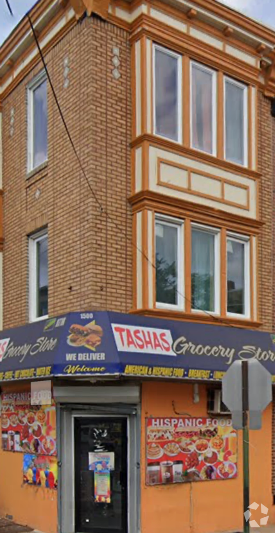 Building Photo - 1500 N 6th St